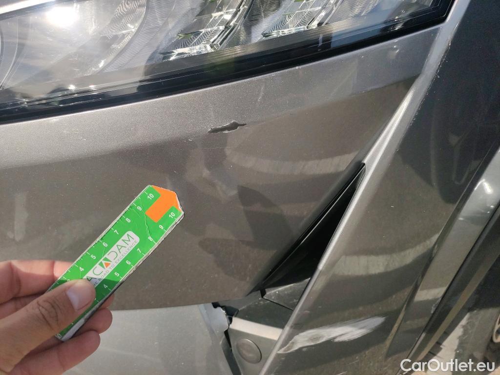  Nissan  Qashqai NISSAN  / 2021 / 5P / todoterreno DIG-T 116kW (158CV) mHEV Xtronic Acenta (AC) #29