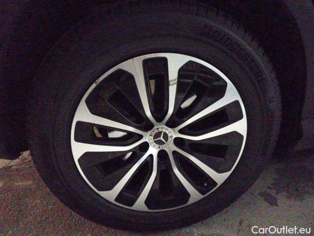  Mercedes  GLC MERCEDES-BENZ  / 2022 / 5P / todoterreno  220 d 4MATIC #13