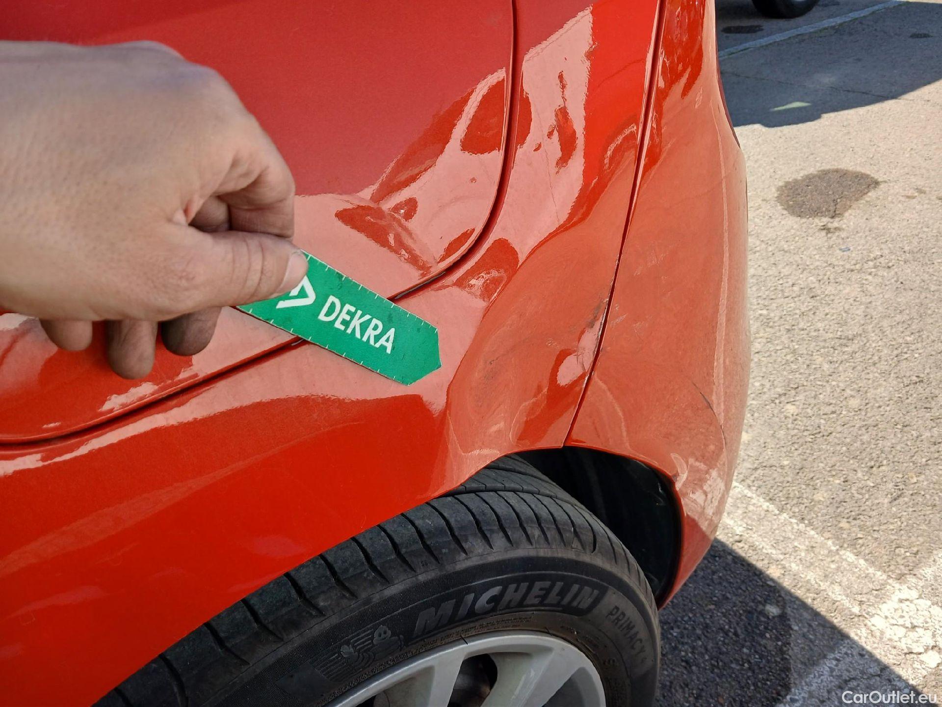  Opel  Corsa OPEL  / 2019 / 5P / berlina con portón 1.2T XHL 74kW (100CV) Edition #4