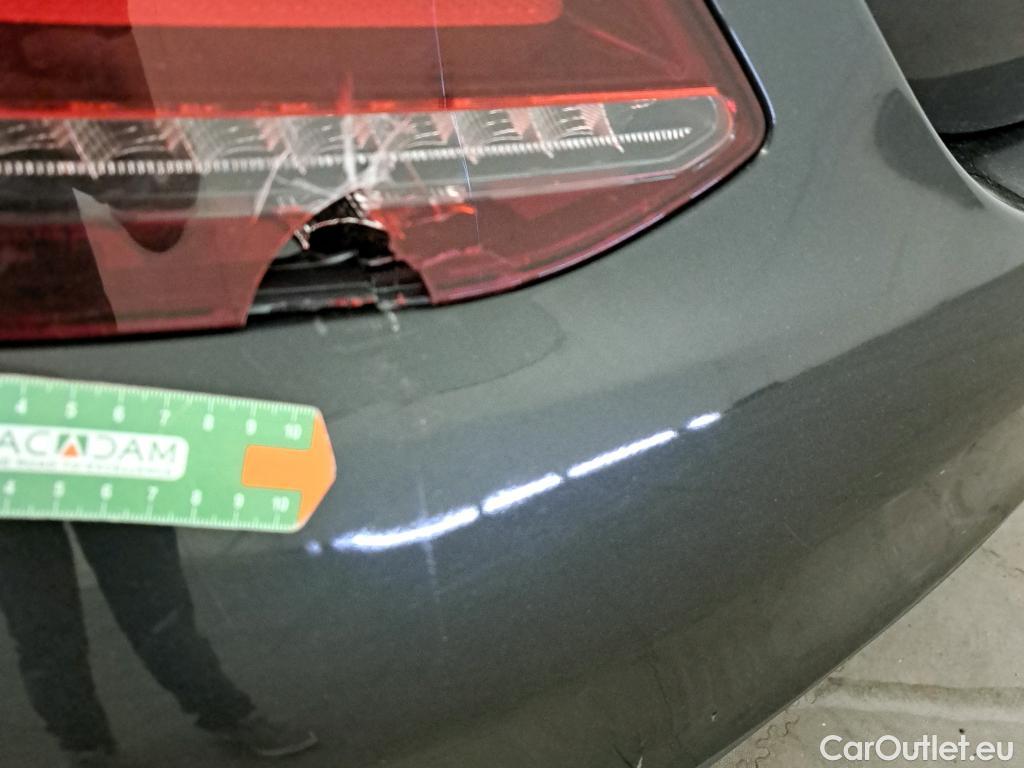  Mercedes  C-Klasse MERCEDES-BENZ Clase C / 2018 / 4P / sedán C 220 d #8