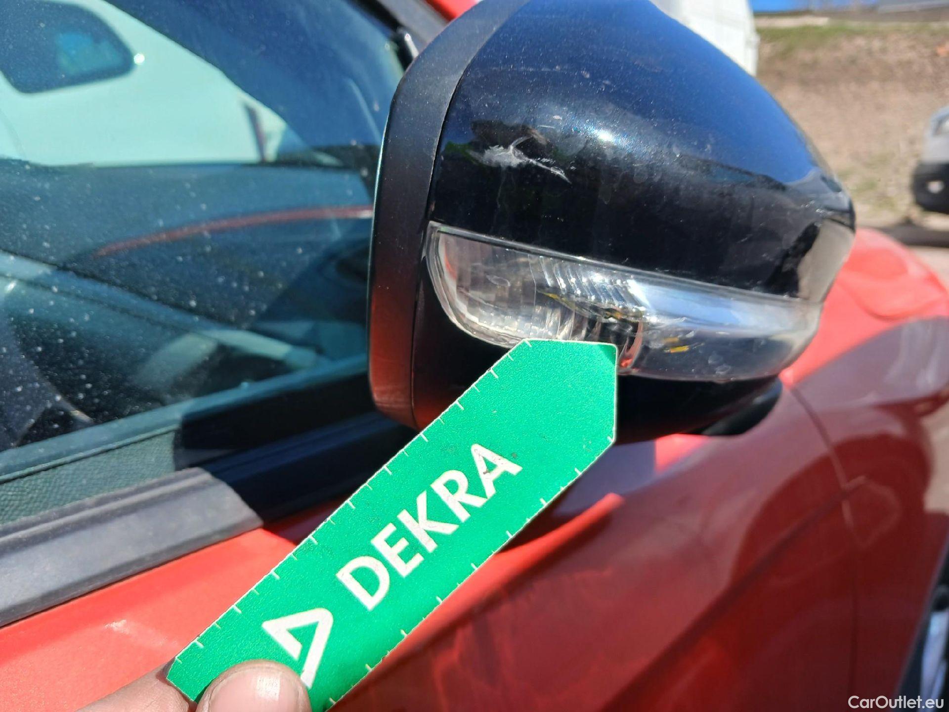  Opel  Corsa OPEL  / 2019 / 5P / berlina con portón 1.2T XHL 74kW (100CV) Edition #19