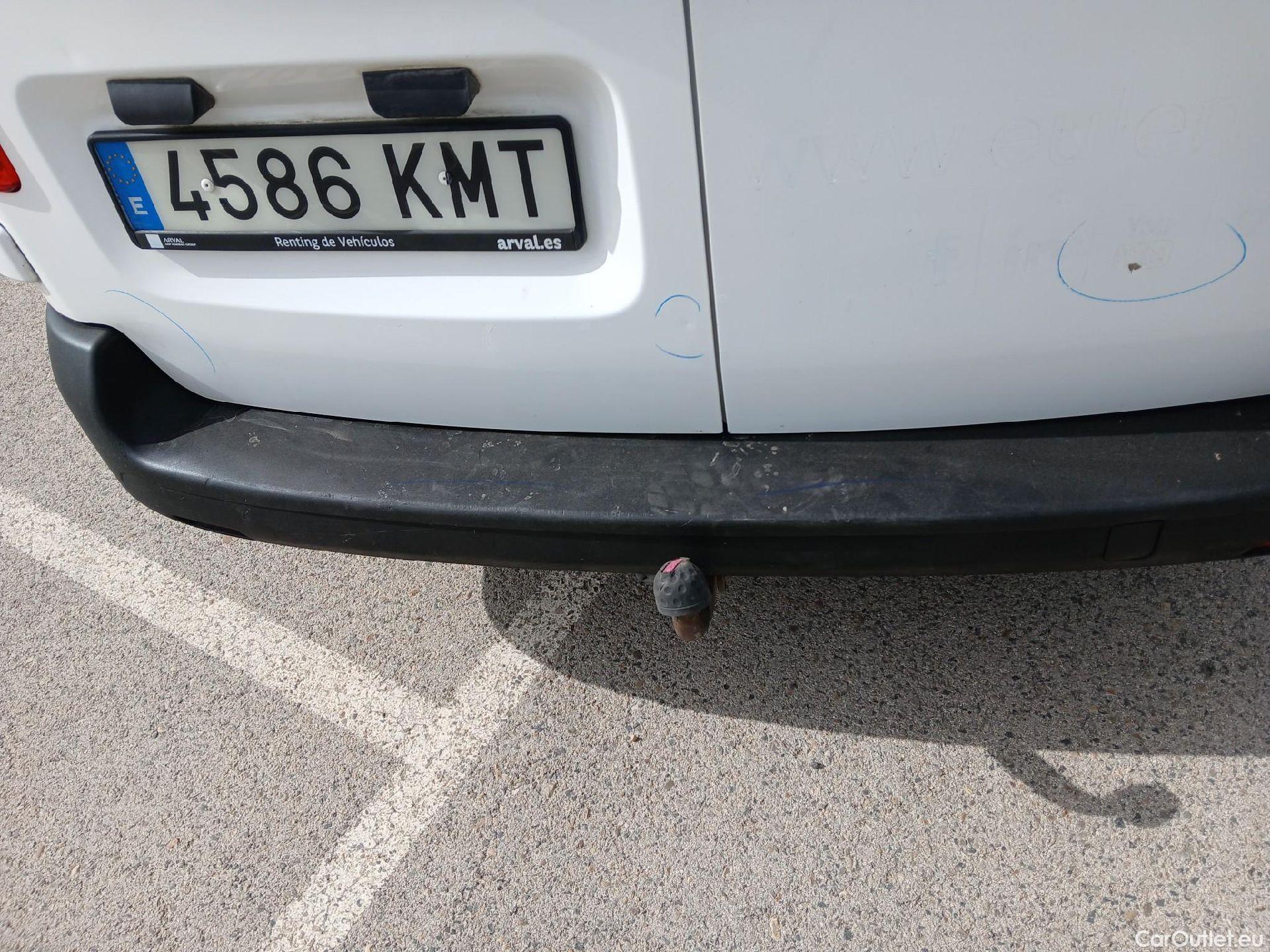  Citroen  Jumpy CITROEN  VU 4P 3G FURGÓN Talla M BlueHDi 90KW (120CV) 6v Confort #35