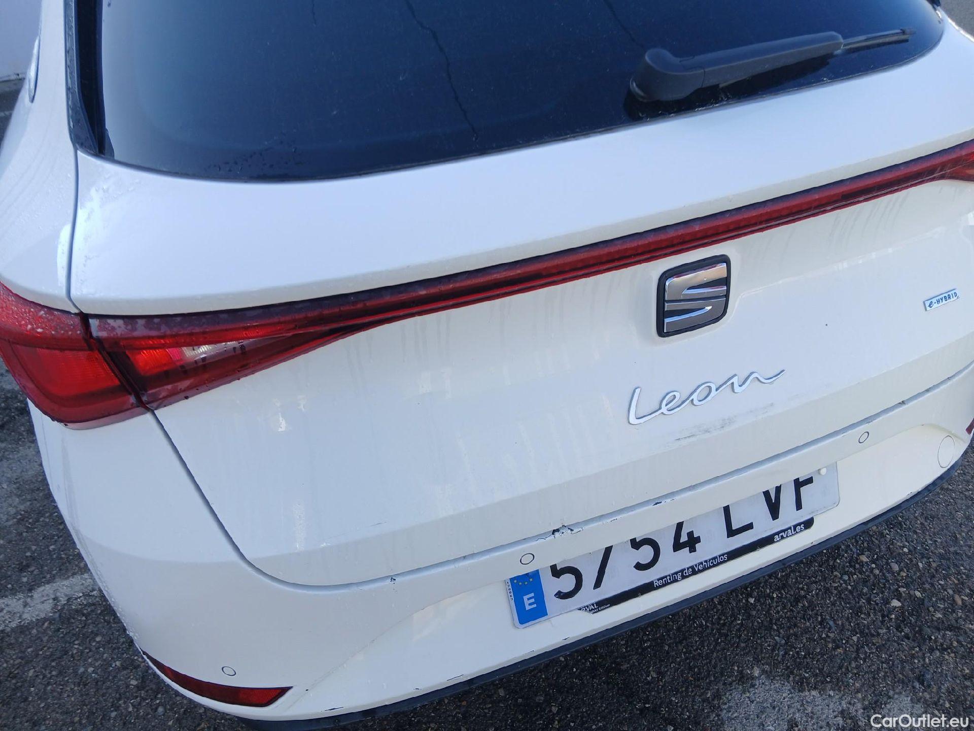  Seat  Leon SEAT Nuevo León / 2020 / 5P / familiar SP 1.4 e-Hybrid DSG S&S Xcellence Go L #13