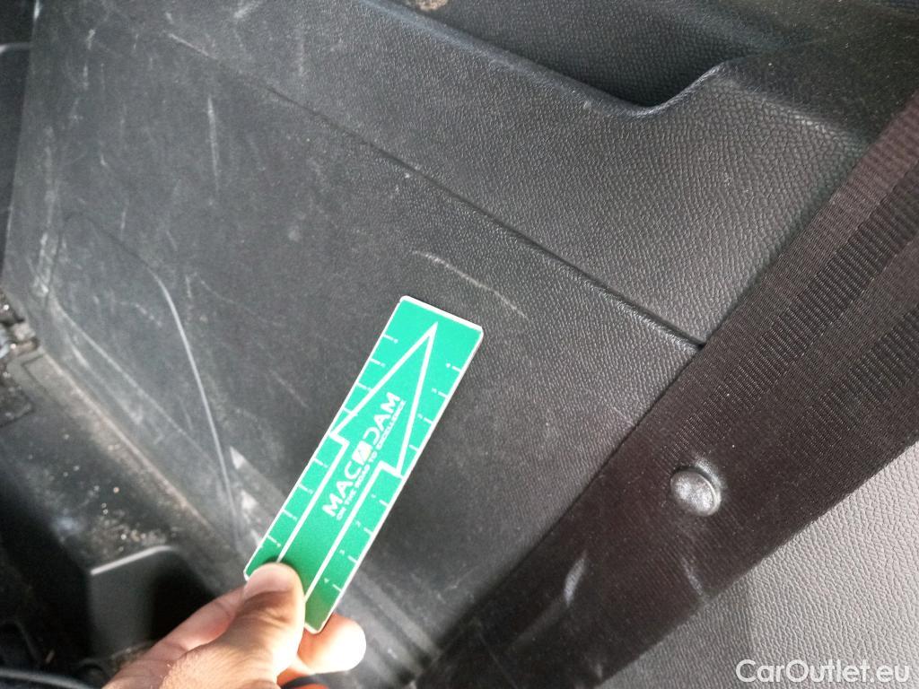  Peugeot  5008 PEUGEOT  / 2020 / 5P / todoterreno 1.5 BlueHDi 96kW (130CV) S&S GT #15