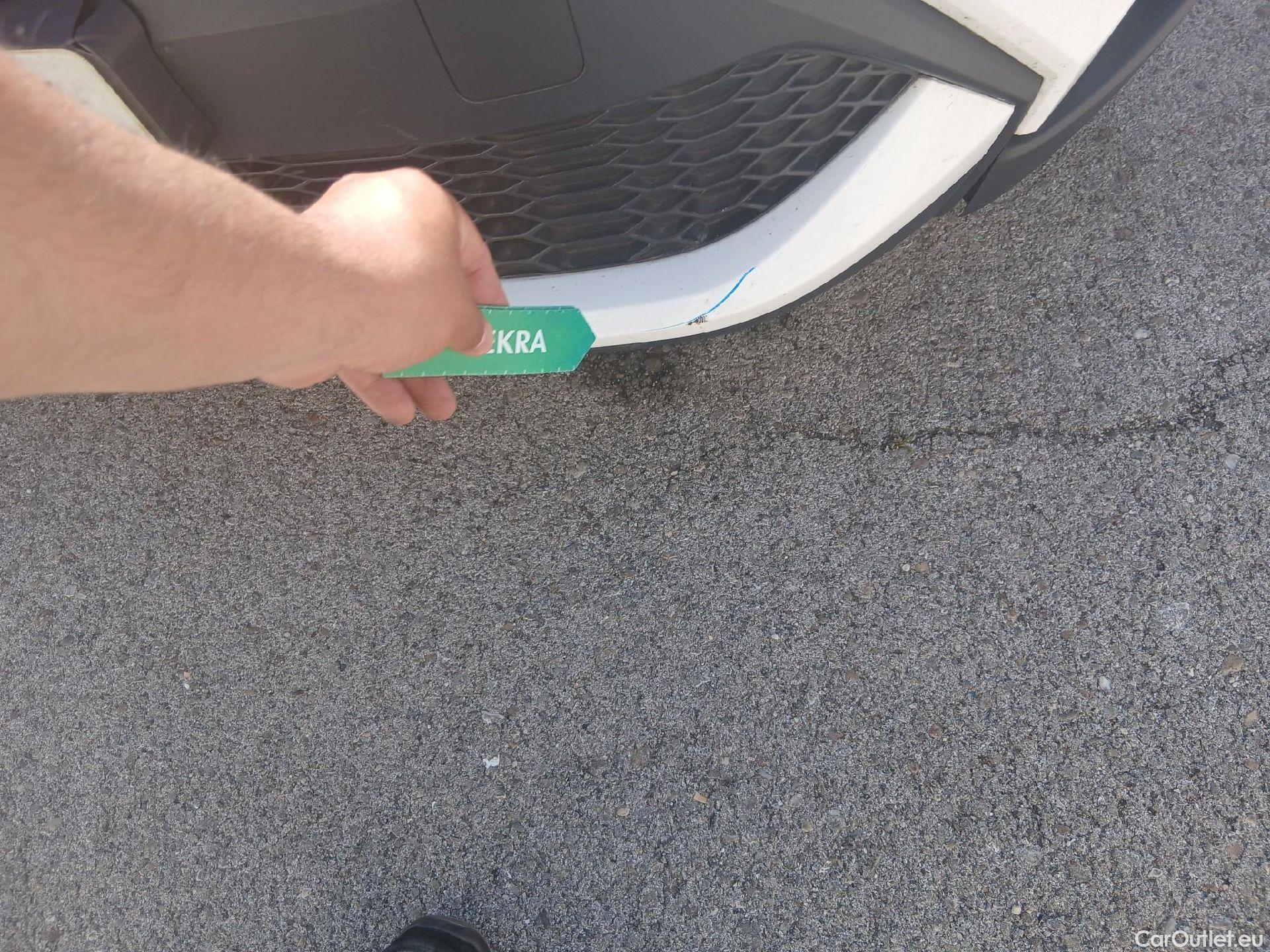  Toyota  C-HR TOYOTA  / 2019 / 5P / todoterreno 1.8 125H Active #10