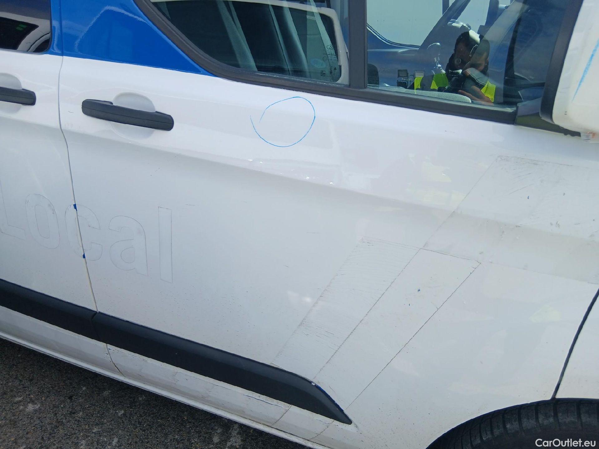  Ford  Transit FORD  Custom / 2012 / 4P / combi Kombi 2.0 TDCI 96kW 320 L2 Trend MHEV #25