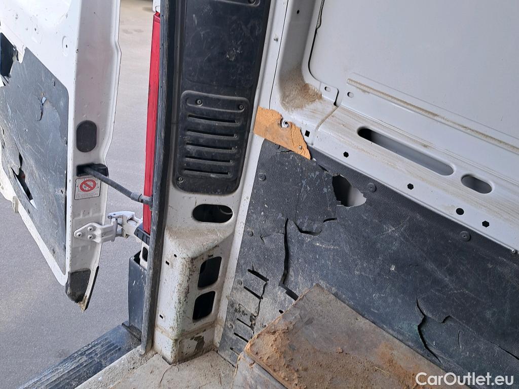  Citroen  Jumper CITROEN  / 2014 / 4P / furgón BlueHDi 103KW (140CV) Furgón 35L3H2 #5