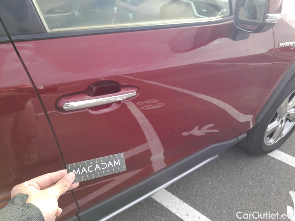  Toyota  RAV4 TOYOTA  / 2018 / 5P / todoterreno 2.5l 220H Luxury 4WD #5