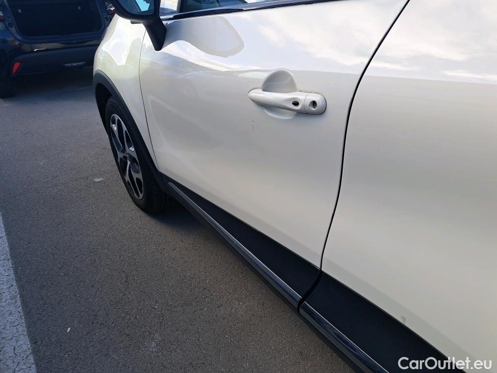  Renault  Captur RENAULT  / 2017 / 5P / crossover Zen TCe 66kW (90CV) -18 (CX) #7