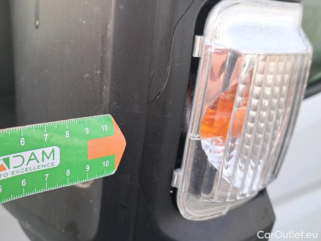  Citroen  Jumper CITROEN  / 2014 / 4P / furgón BlueHDi 103KW (140CV) Furgón 35L3H2 #25