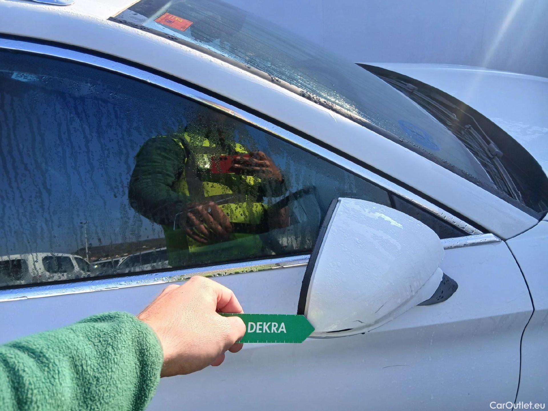  Seat  Leon SEAT Nuevo León / 2020 / 5P / familiar SP 1.4 e-Hybrid DSG S&S Xcellence Go L #20