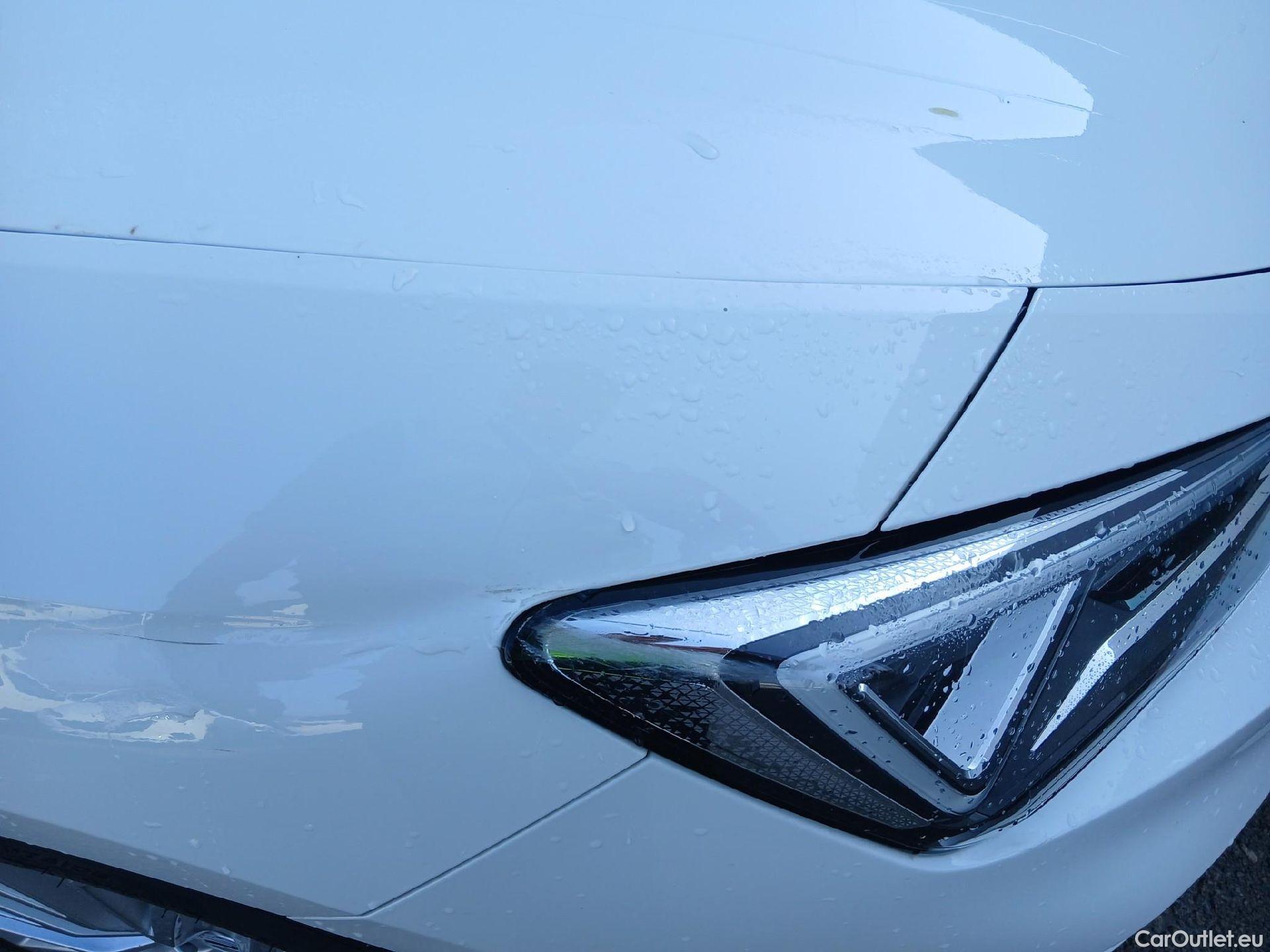  Seat  Leon SEAT Nuevo León / 2020 / 5P / familiar SP 1.4 e-Hybrid DSG S&S Xcellence Go L #25