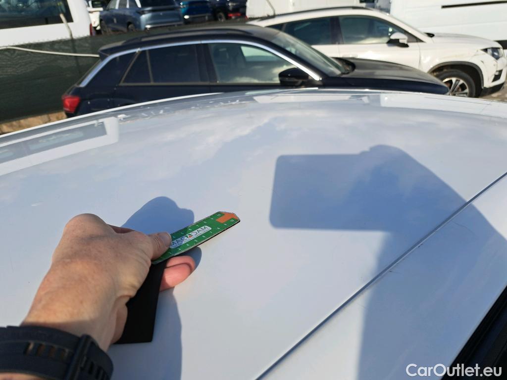  Peugeot  308 PEUGEOT  / 2017 / 5P / berlina con portón 5p Active Pack BlueHDi 130 S&S (AC) #5