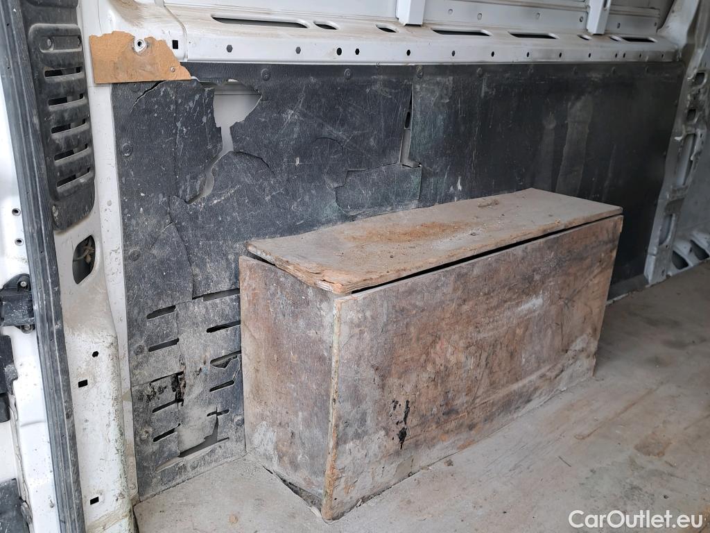  Citroen  Jumper CITROEN  / 2014 / 4P / furgón BlueHDi 103KW (140CV) Furgón 35L3H2 #8