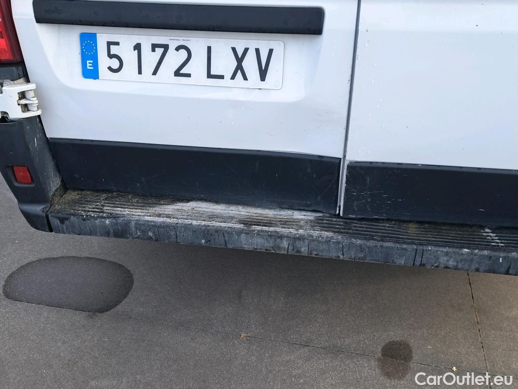  Citroen  Jumper CITROEN  / 2014 / 4P / furgón BlueHDi 103KW (140CV) Furgón 35L3H2 #52