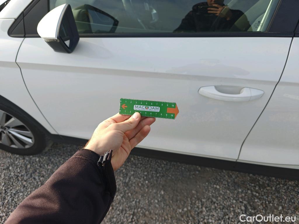  Seat  Arona  Style Special Edition 1.0 TSI 115CV AT7 E6d #9