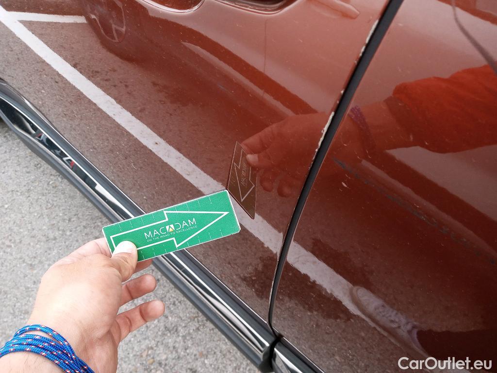  Peugeot  5008 PEUGEOT  / 2020 / 5P / todoterreno 1.5 BlueHDi 96kW (130CV) S&S GT #3