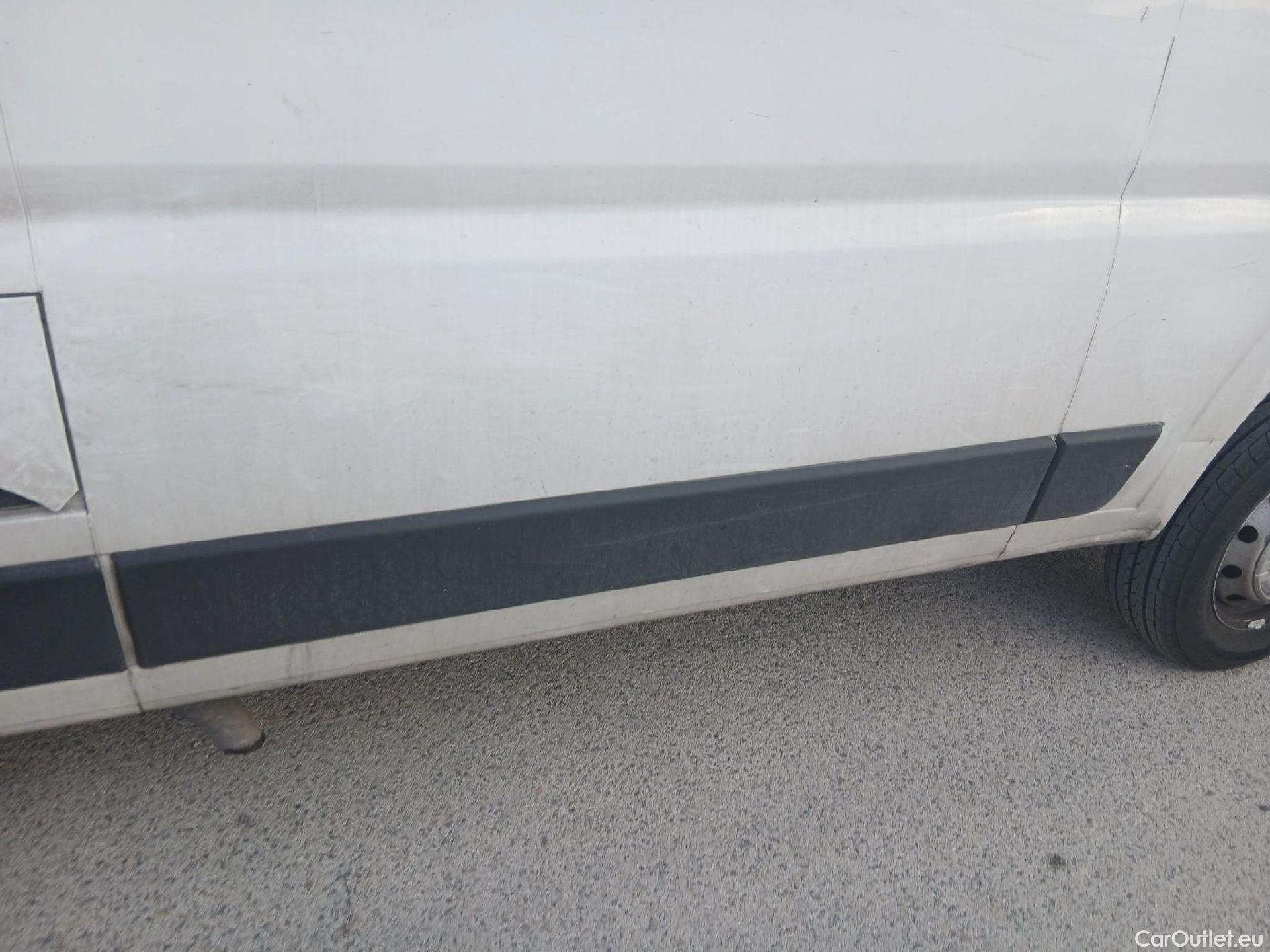  Fiat  Ducato FIAT  / 2014 / 4P / furgón Furgón 35 Medio 100kW Natural Power #35