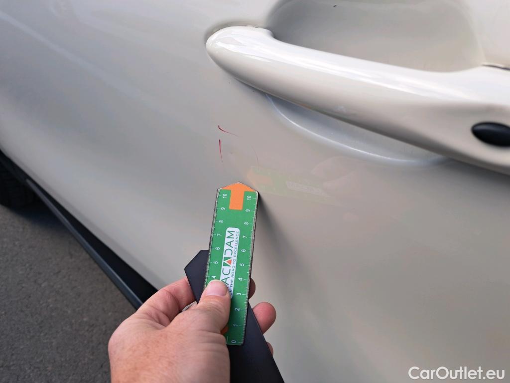  Renault  Captur RENAULT  / 2017 / 5P / crossover Zen TCe 66kW (90CV) -18 (CX) #8