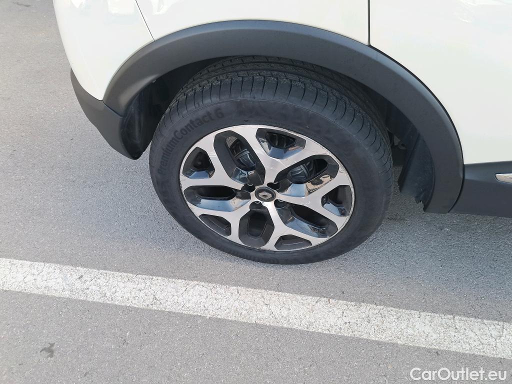  Renault  Captur RENAULT  / 2017 / 5P / crossover Zen TCe 66kW (90CV) -18 (CX) #3