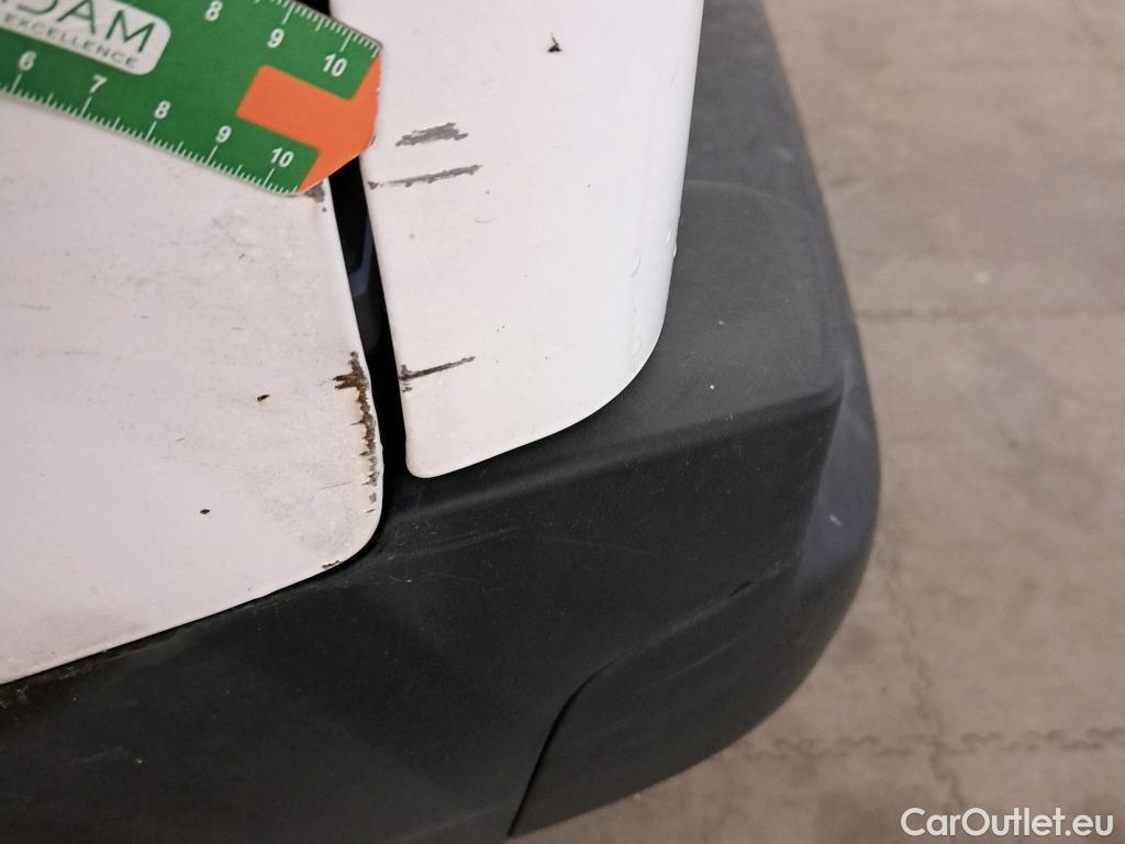  Citroen  Berlingo CITROEN  / 2018 / 3P / furgón derivado de turismo Talla M BlueHDi 100 CONTROL #19