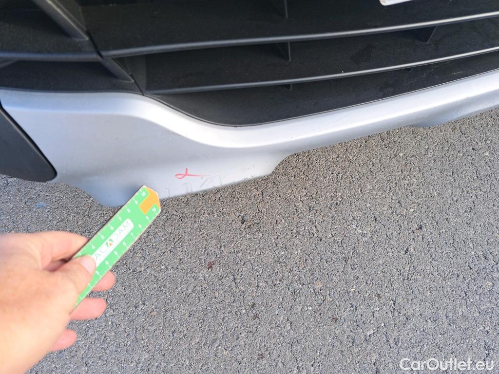  Renault  Captur RENAULT  / 2017 / 5P / crossover Zen TCe 66kW (90CV) -18 (CX) #20