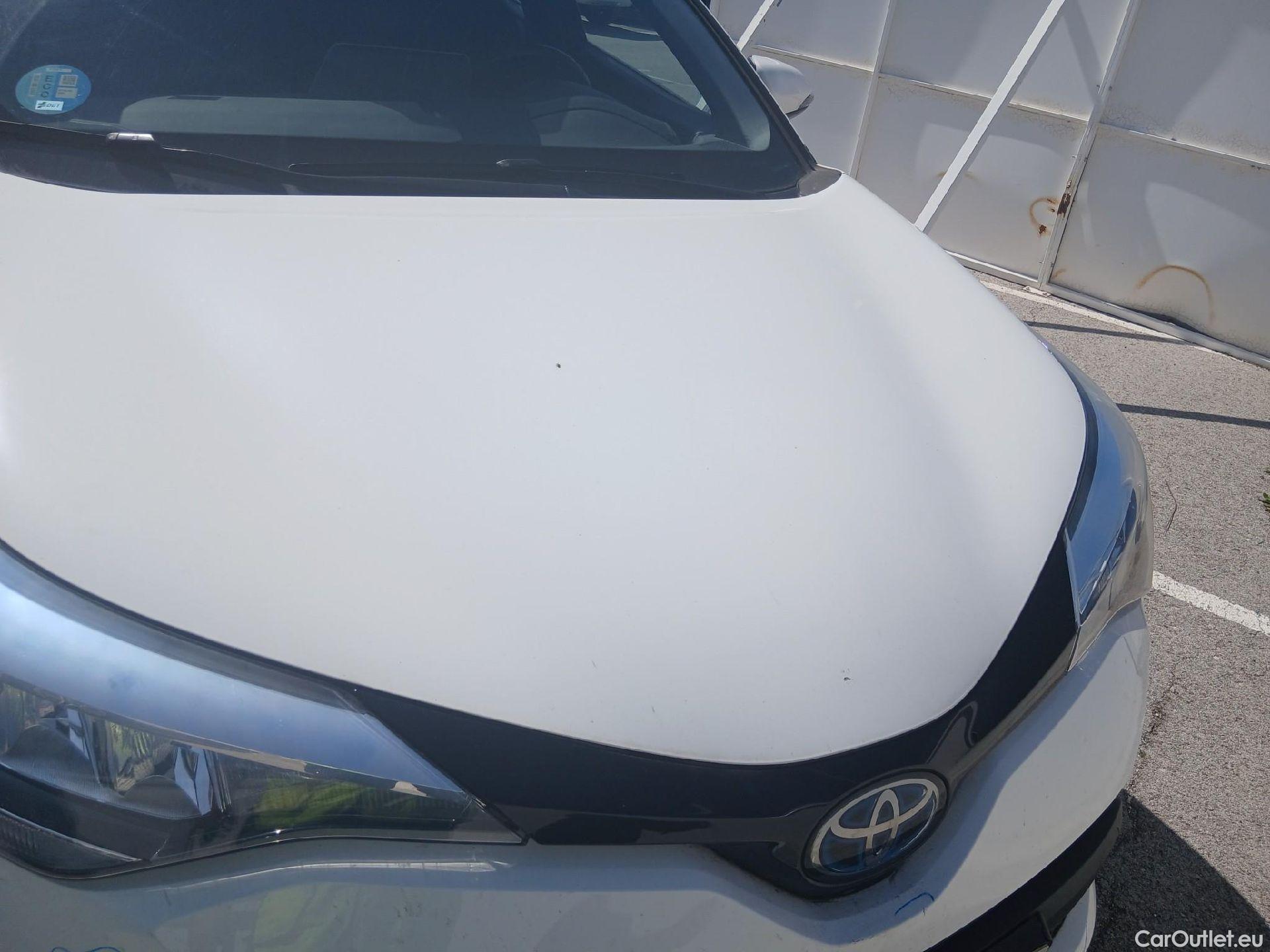  Toyota  C-HR TOYOTA  / 2019 / 5P / todoterreno 1.8 125H Active #11