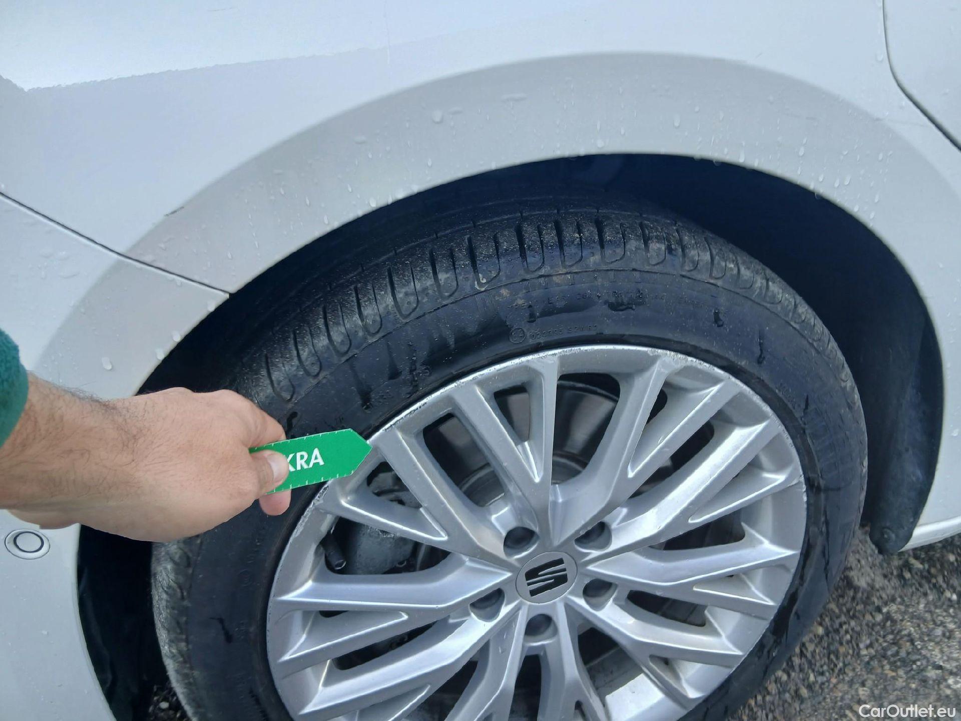  Seat  Leon SEAT Nuevo León / 2020 / 5P / familiar SP 1.4 e-Hybrid DSG S&S Xcellence Go L #5