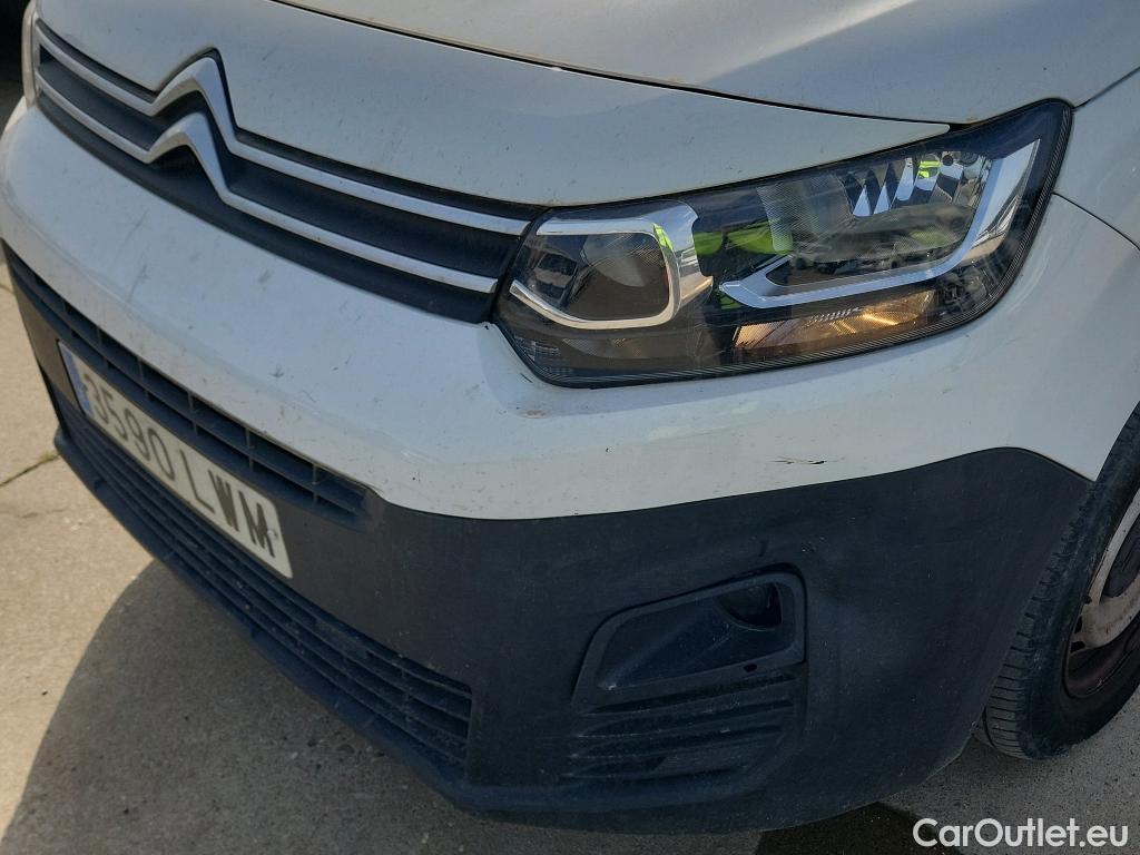  Citroen  Berlingo CITROEN  / 2018 / 3P / furgón derivado de turismo Talla M BlueHDi 100 CONTROL #37