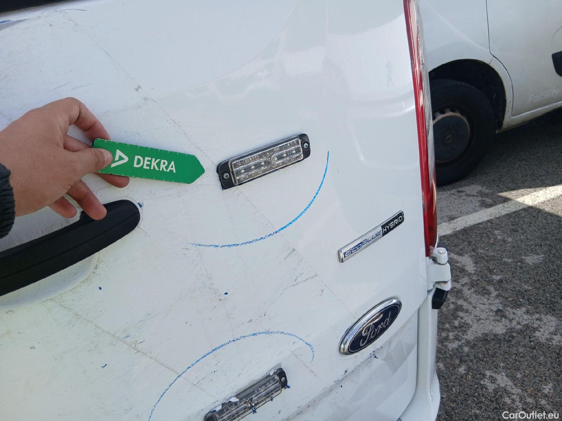  Ford  Transit FORD  Custom / 2012 / 4P / combi Kombi 2.0 TDCI 96kW 320 L2 Trend MHEV #18