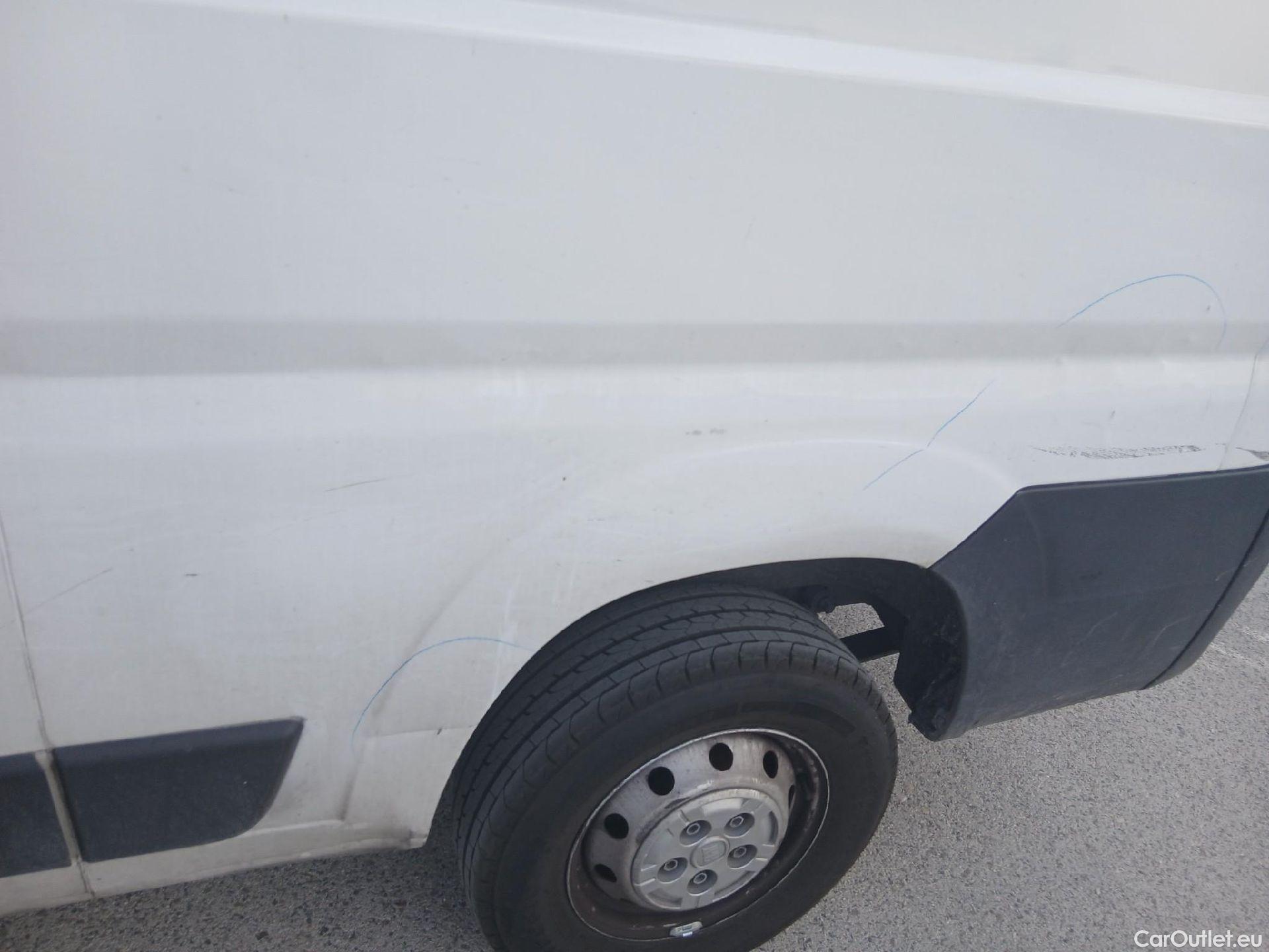  Fiat  Ducato FIAT  / 2014 / 4P / furgón Furgón 35 Medio 100kW Natural Power #36