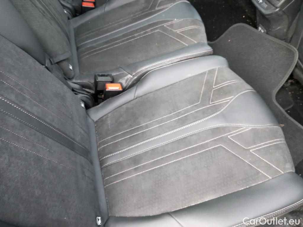  Peugeot  5008 PEUGEOT  / 2020 / 5P / todoterreno 1.5 BlueHDi 96kW (130CV) S&S GT #9