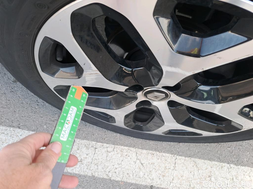  Renault  Captur RENAULT  / 2017 / 5P / crossover Zen TCe 66kW (90CV) -18 (CX) #6