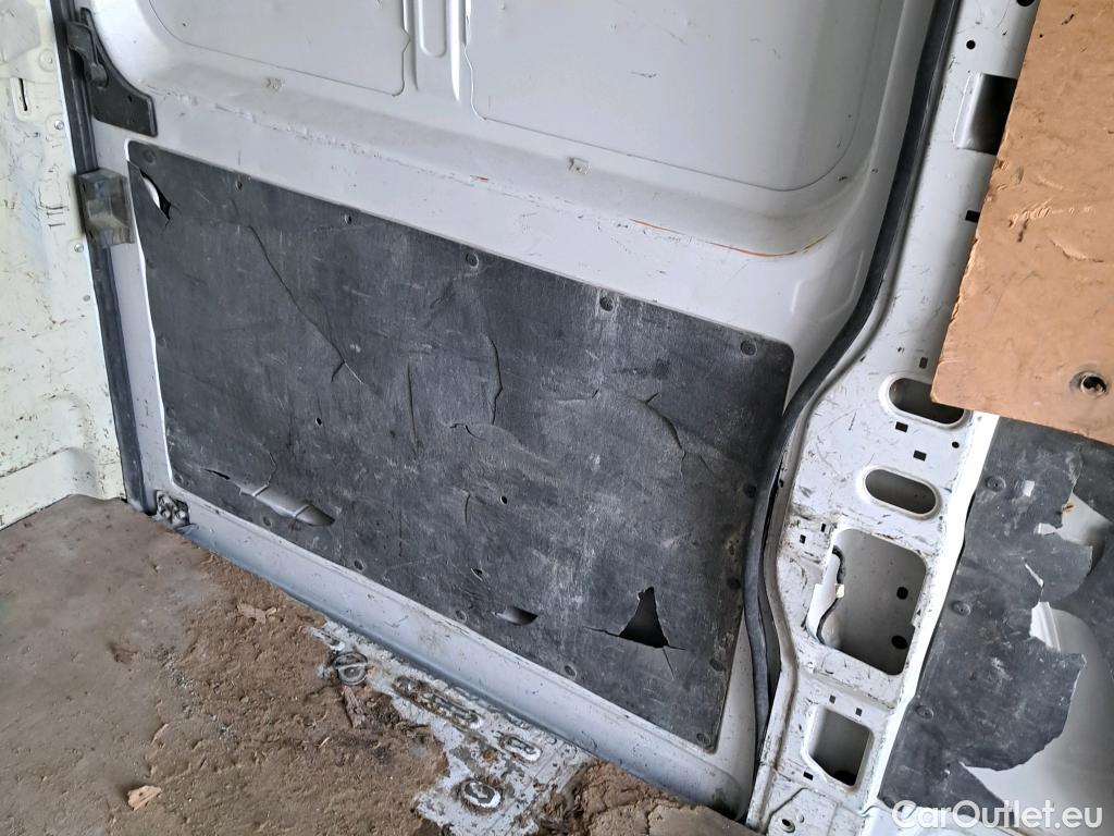  Citroen  Jumper CITROEN  / 2014 / 4P / furgón BlueHDi 103KW (140CV) Furgón 35L3H2 #80