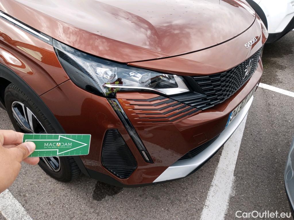  Peugeot  5008 PEUGEOT  / 2020 / 5P / todoterreno 1.5 BlueHDi 96kW (130CV) S&S GT #28