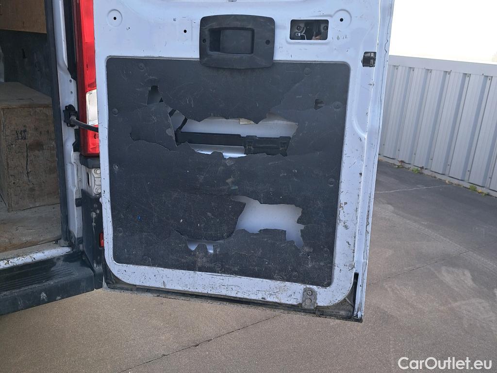  Citroen  Jumper CITROEN  / 2014 / 4P / furgón BlueHDi 103KW (140CV) Furgón 35L3H2 #7