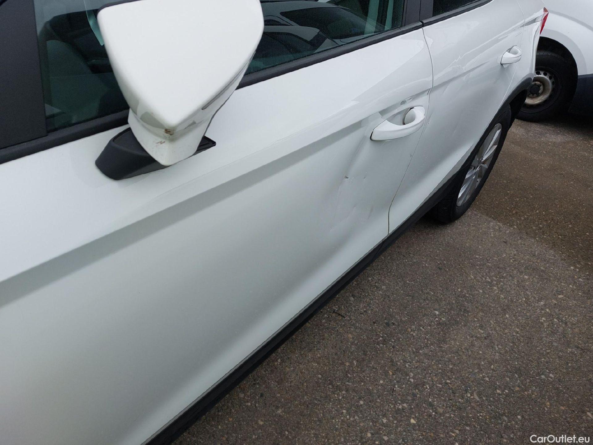  Seat  Arona SEAT  / 2017 / 5P / todoterreno 1.0 TSI 81kW (110CV) Style Plus (AC) #2