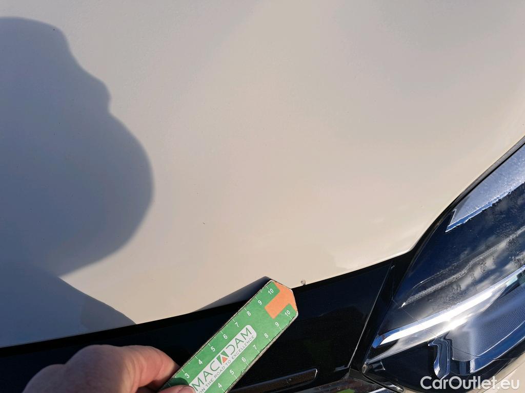  Renault  Captur RENAULT  / 2017 / 5P / crossover Zen TCe 66kW (90CV) -18 (CX) #28