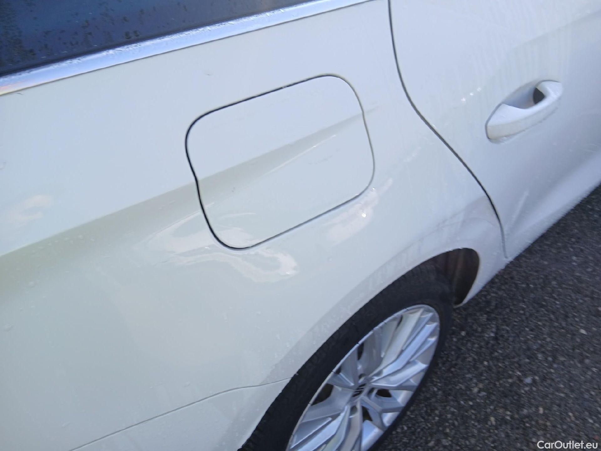  Seat  Leon SEAT Nuevo León / 2020 / 5P / familiar SP 1.4 e-Hybrid DSG S&S Xcellence Go L #15