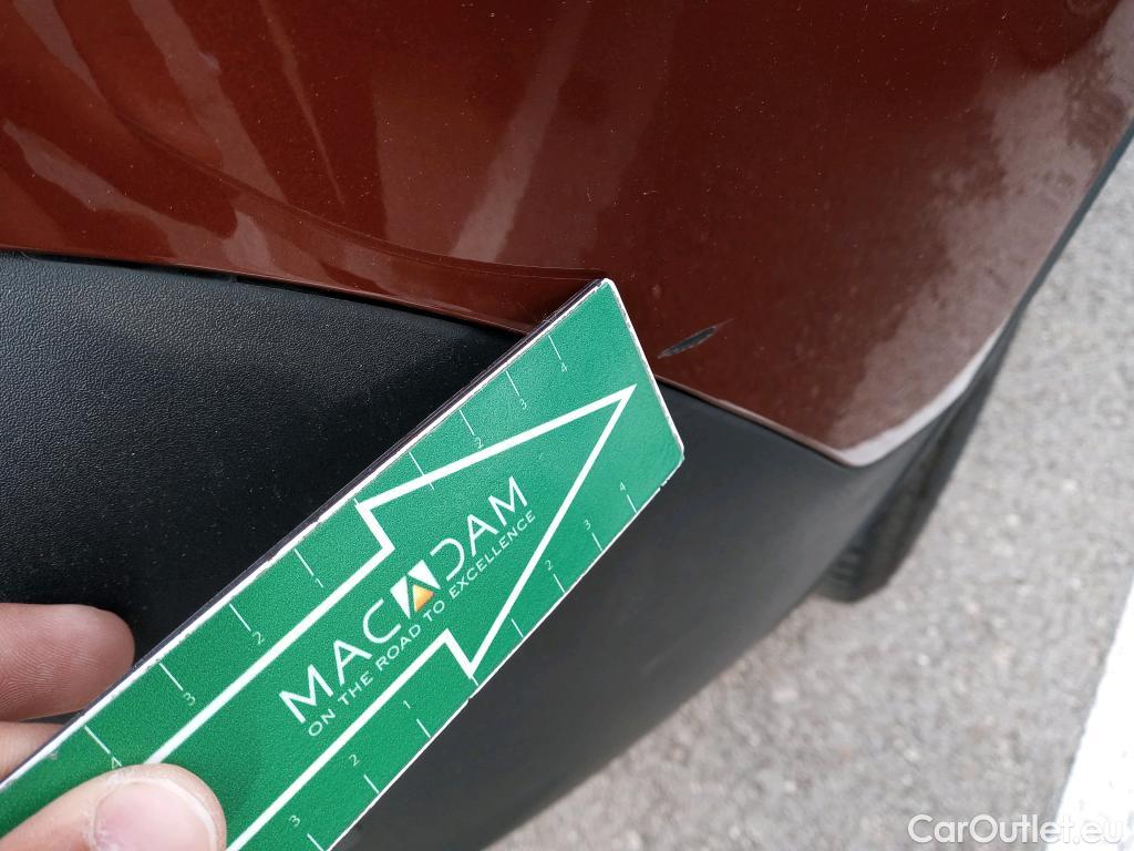  Peugeot  5008 PEUGEOT  / 2020 / 5P / todoterreno 1.5 BlueHDi 96kW (130CV) S&S GT #29