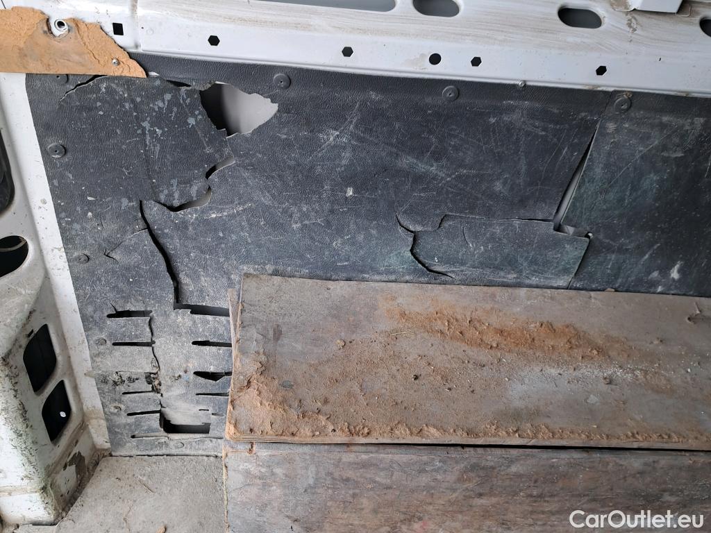  Citroen  Jumper CITROEN  / 2014 / 4P / furgón BlueHDi 103KW (140CV) Furgón 35L3H2 #9