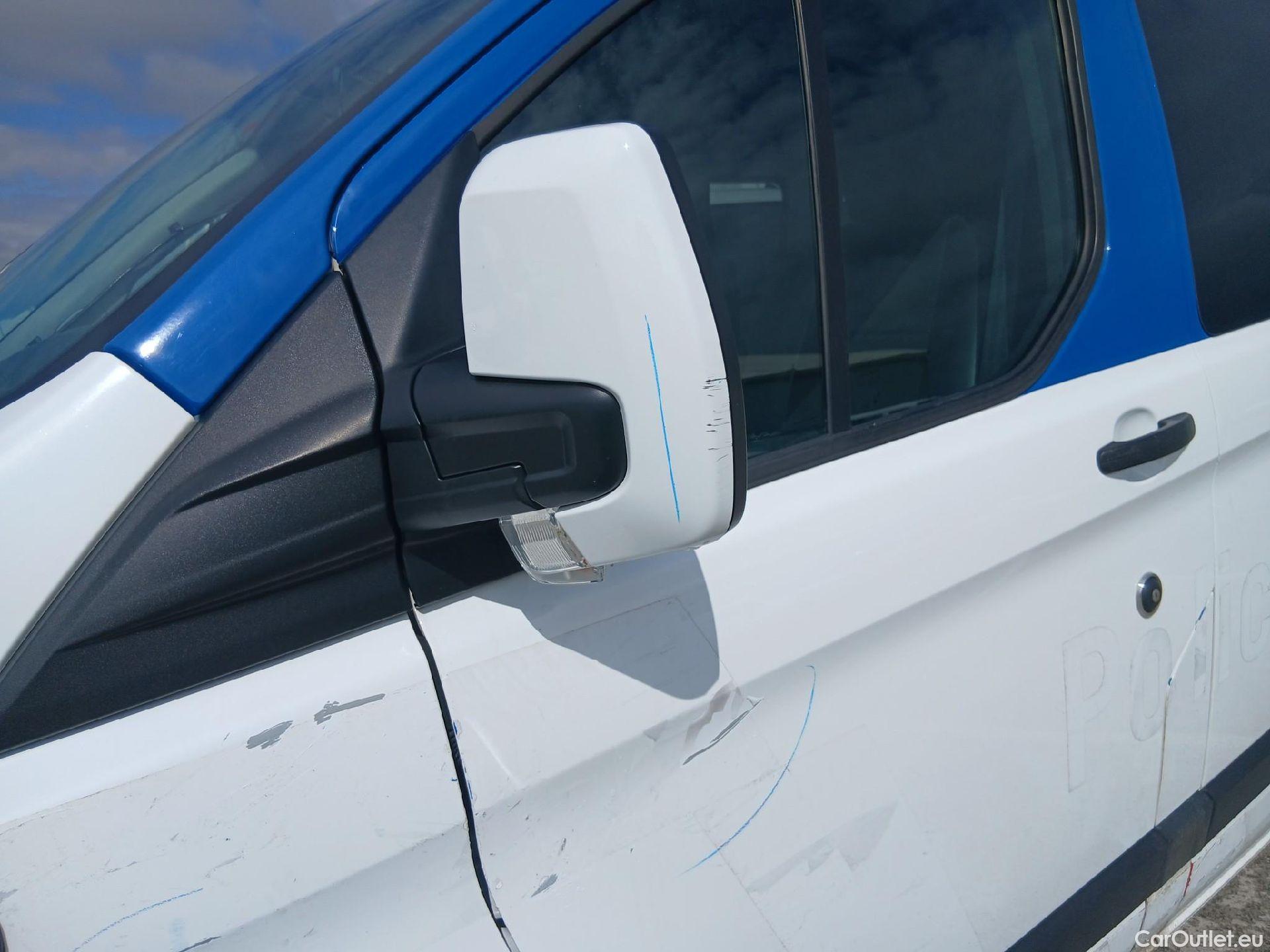  Ford  Transit FORD  Custom / 2012 / 4P / combi Kombi 2.0 TDCI 96kW 320 L2 Trend MHEV #9