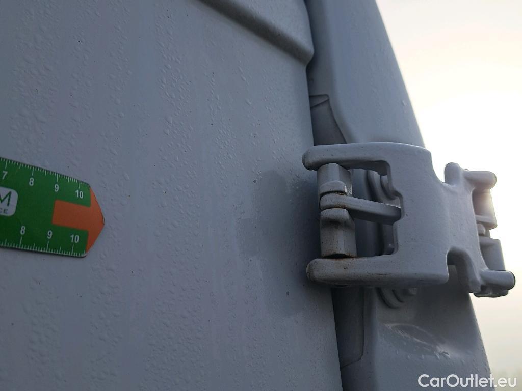  Citroen  Jumper CITROEN  / 2014 / 4P / furgón BlueHDi 103KW (140CV) Furgón 35L3H2 #40