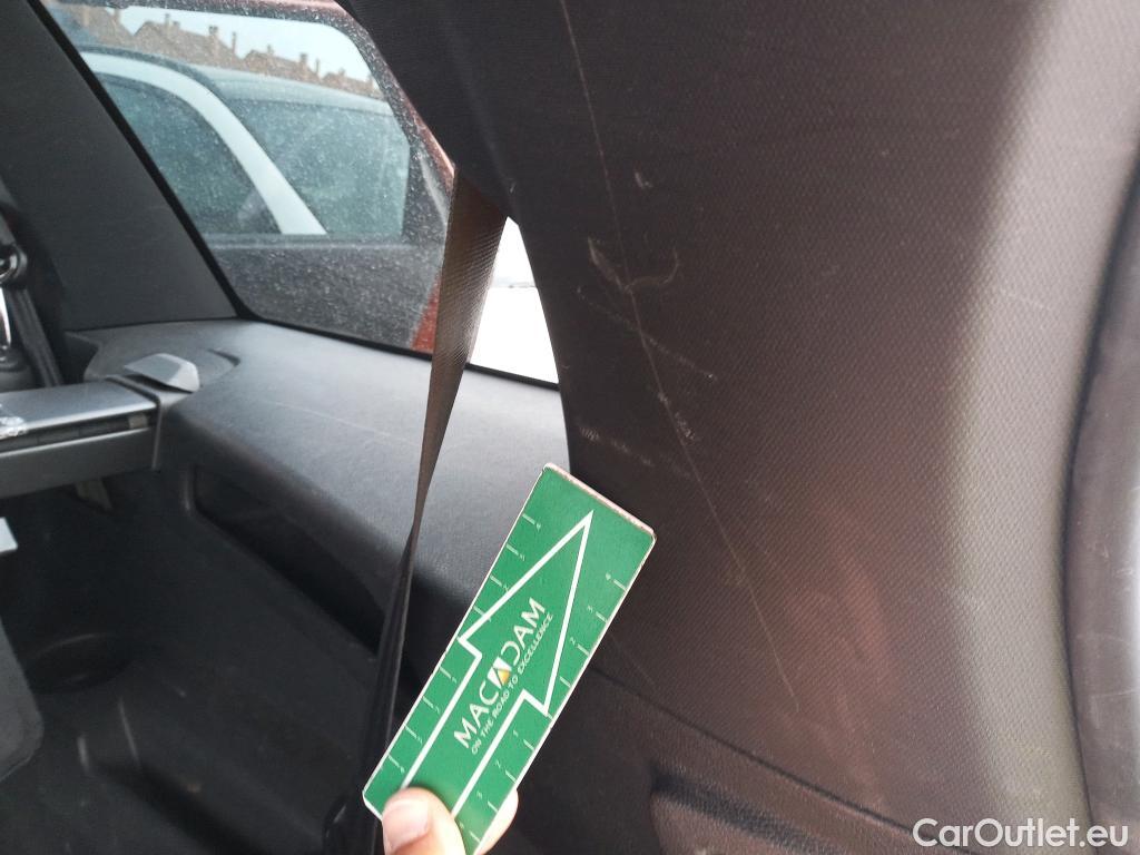  Peugeot  5008 PEUGEOT  / 2020 / 5P / todoterreno 1.5 BlueHDi 96kW (130CV) S&S GT #18