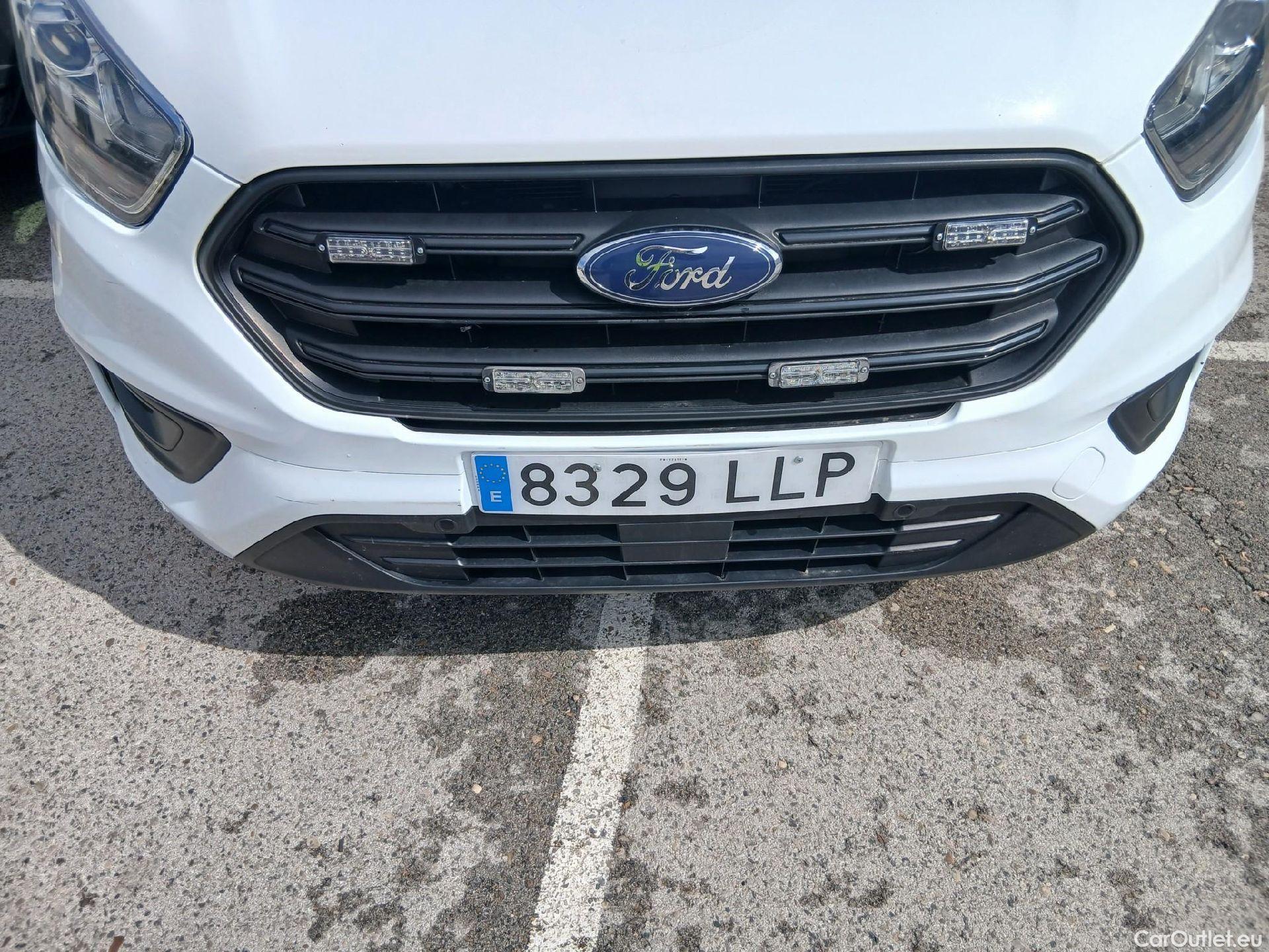  Ford  Transit FORD  Custom / 2012 / 4P / combi Kombi 2.0 TDCI 96kW 320 L2 Trend MHEV #4