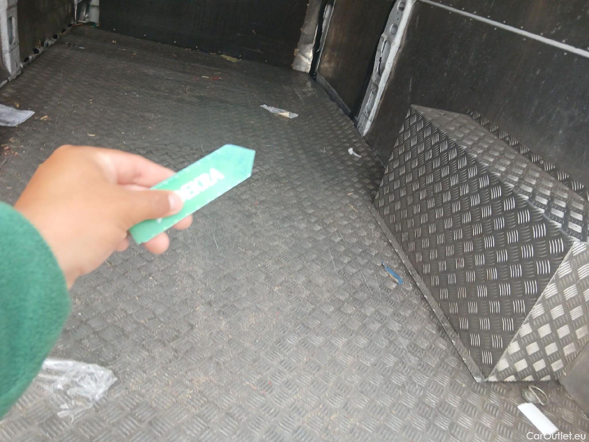  Peugeot  Boxer PEUGEOT  / 2014 / 4P / furgón Pack 335 L3 H2 BHDI 103kW (140CV) S&S #4