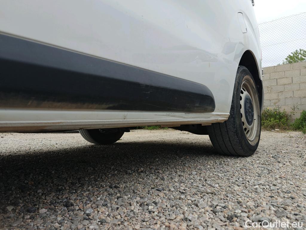  Opel  Vivaro OPEL  / 2019 / 4P / furgón 1.5 D 88kW (120CV) M Std Express M.P. DC #6