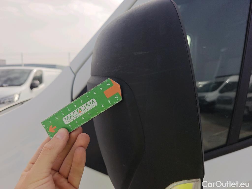  Renault  Master RENAULT  / 2019 / 4P / furgón Furgón T L2H2 3500 Bl dCi 100kW (135CV) #60