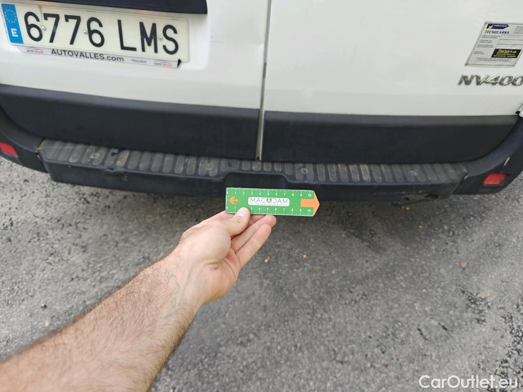  Nissan  NV400 NISSAN  / 2011 / 4P / furgón L2H2 3,5T 2.3dCi 99kW FWD Comfort #ISOTERMO# #35