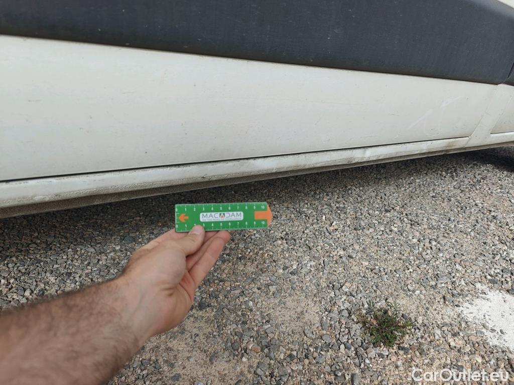  Renault  Master RENAULT  / 2019 / 4P / furgón Furgón T L2H2 3500 Bl dCi 100kW (135CV) #44